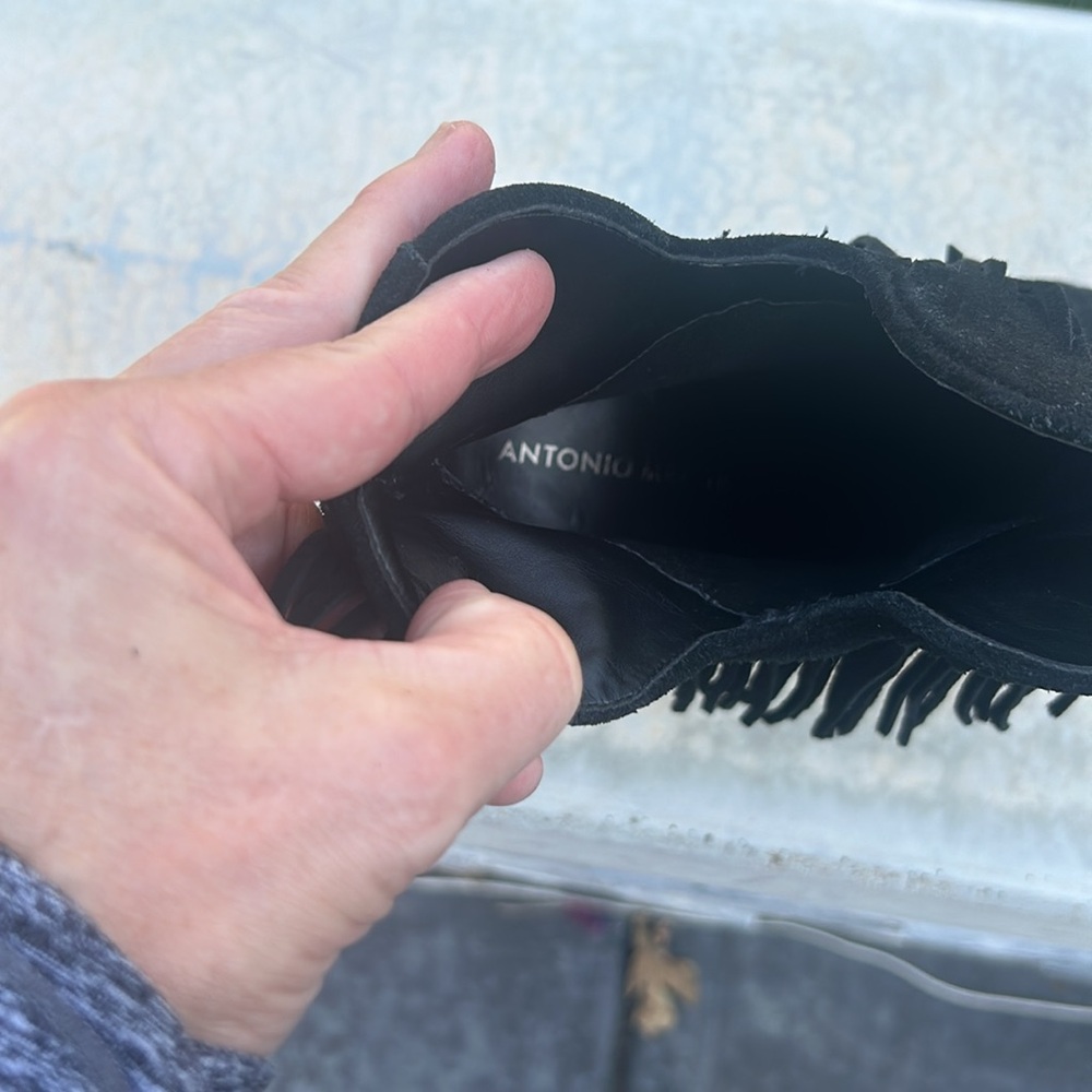 Black fringe ankle boots - Picture 3 of 8